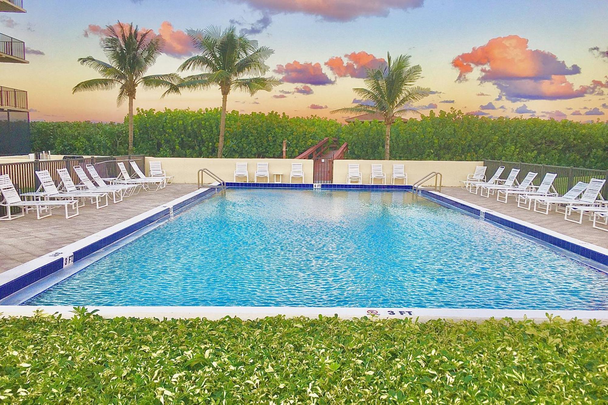 Ocean Breeze Condo جنسن بيتش المظهر الخارجي الصورة